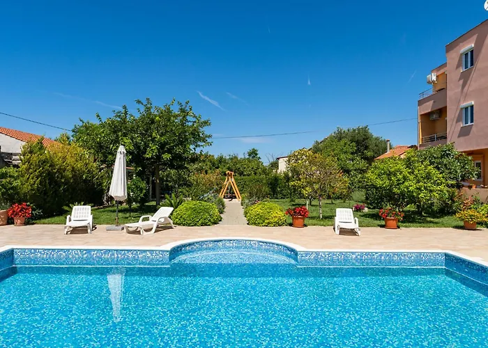 Bonex-2 By Interhome