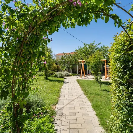 Appartamento Bonex-2 By Interhome *